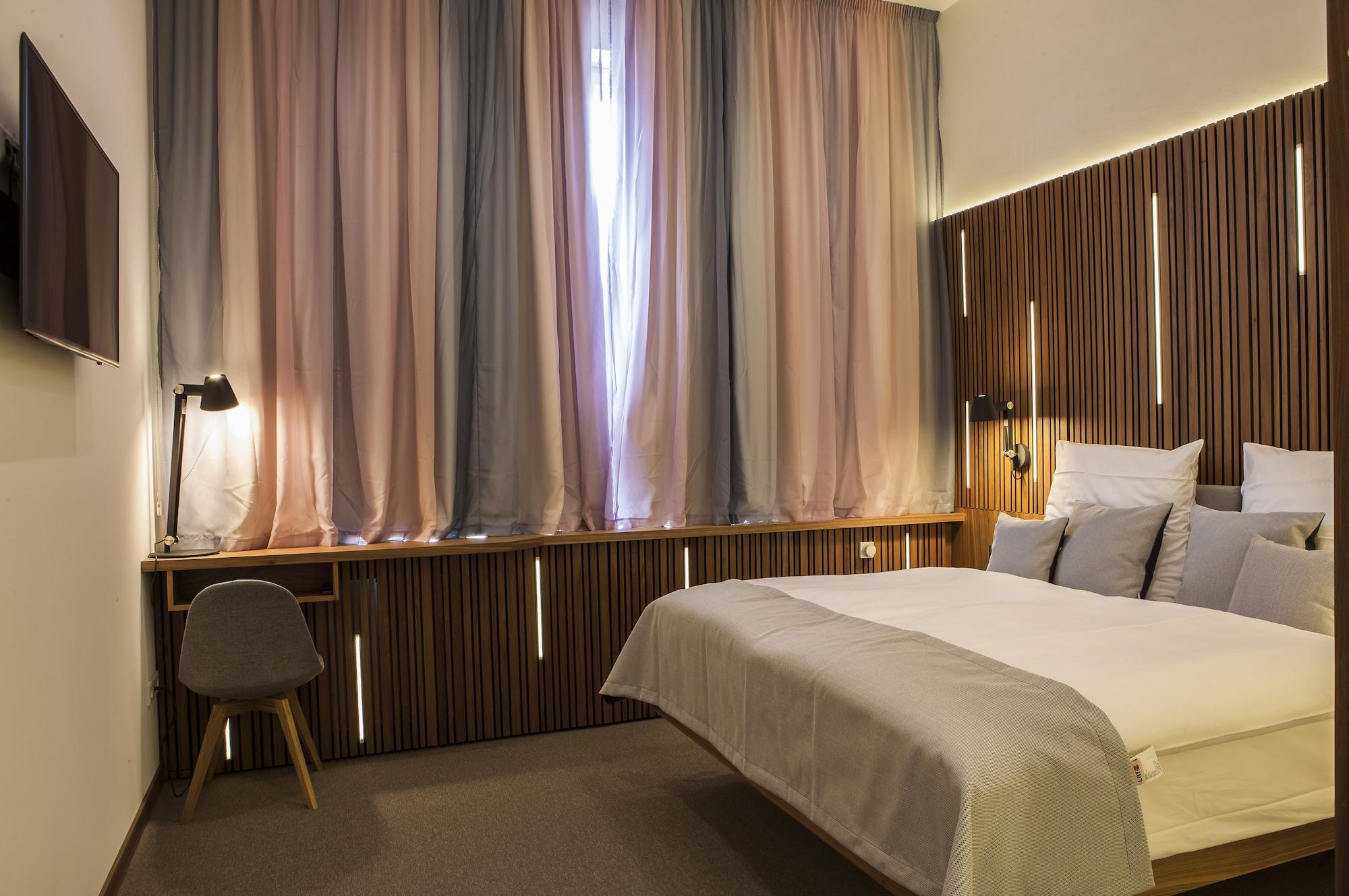 H24 Lichtenberg 3*