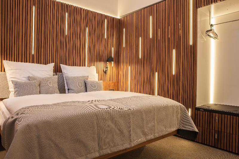 H24 Lichtenberg 3* Berlino